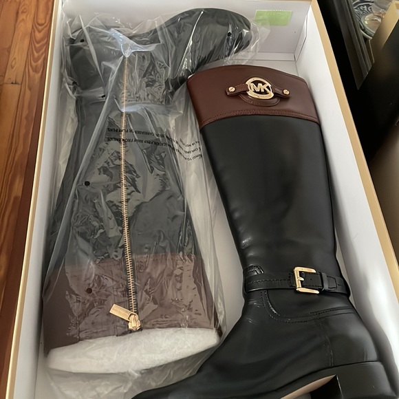 EUC LAST CHANCE 🎉🎉🎉🎉🎉🎉🎉 - Picture 2 of 9